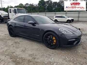 Porsche Panamera II 2017 Porsche Panamera 2017, 4.8L, 4x4, TURBO, od ubezpieczalni 4.8 Benzyna 440KM