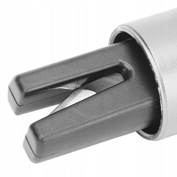 ZBIJAK DO SZYBY SAMOCHODU PRZECINAK DO PASÓW SILNA SIŁA UDERZENIA