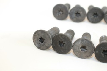 БОЛТЫ КРЕПЛЕНИЯ ПЕРЕДНЕГО ТОРМОЗНОГО ДИСКА BMW R 1250 GS 2024