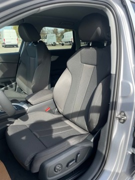 Audi A4 B9 Avant Facelifting 2.0 35 TFSI 150KM 2024 Audi A4 Led, pakiet Comfort, ambiente+, autohold, zdjęcie 18