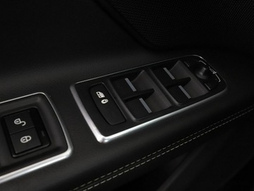 Jaguar XF II Sedan 2.0 i4D 163KM 2017 Jaguar XF GRATIS! Pakiet Serwisowy o wartości, zdjęcie 37