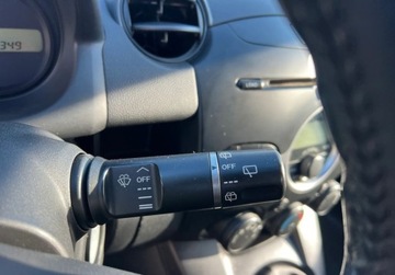 Mazda 2 II Hatchback 5d 1.3 86KM 2008 Mazda 2 1.3 Benzyna Klimatyzacja Radio El. szyby 1.3 Benzyna 86KM, zdjęcie 15