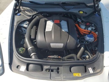 Porsche Panamera I Limuzyna Facelifting 3.0 416KM 2015 Porsche Panamera 2015 Porsche Panamera 4dr HB S E-Hybrid 3.0 Hybryda 416KM, zdjęcie 11