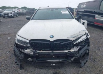 BMW Seria 5 G30-G31 M5 Limuzyna 4.4  600KM 2020 BMW M5 2020, 4.4L, 4x4, od ubezpieczalni 4.4 Benzyna 600KM, zdjęcie 4