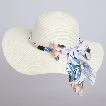 Duży Słomkowy kapelusz damski falowany plażowy