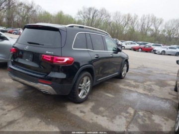 Mercedes GLB 2022 Mercedes-Benz GLB 2022 MERCEDES-BENZ GLB 250 4MATIC 2.0 Benzyna 221KM, zdjęcie 4
