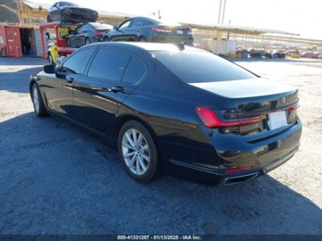 BMW Seria 7 G11-G12 2020 BMW Seria 7 740I XDrive 2020 3.0l 3.0 Benzyna 335KM, zdjęcie 4
