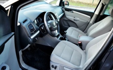 Seat Alhambra II (7N) Van 2.0 TDI 140KM 2011 Seat Alhambra Kamera cofania, Klimatyzacja, Podgrzewane fotele, Serwisowany, zdjęcie 9