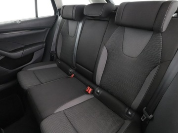 Skoda Octavia IV Liftback 1.0 TSI EVO 110KM 2021 Škoda Octavia Skoda Octavia mHEV DSG virtual, zdjęcie 16