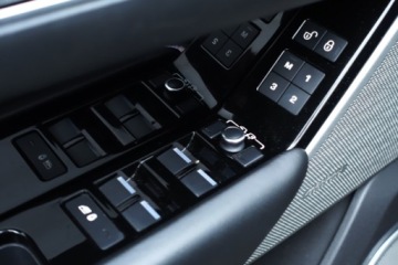 Land Rover Range Rover Velar SUV 2.0 Si4 300KM 2020 Land Rover Range Rover Velar Panorama AWD ACC HSE LED zaw. Pneumatycz, zdjęcie 15