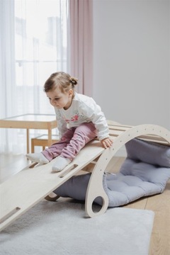 Подушка-качалка Монтессори чёрная M