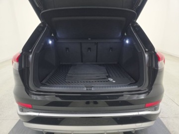 Audi Q4 2025 Audi Q4 e-tron Premium Plus 55 2025 Elektryczny 335KM, zdjęcie 4