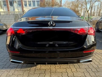 Mercedes Klasa E W214 Sedan 2.0 220d 197KM 2026 E Klasa 220 d 4-Matic AMG 2.0 (197KM) 2026, zdjęcie 1