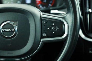 Volvo V60 II  Kombi 2.0 D3 150KM 2019 Volvo V60 D3 2.0, Salon Polska, Automat, Navi, zdjęcie 16