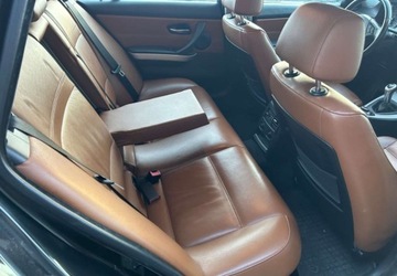 BMW Seria 3 E90-91-92-93 2010 BMW Seria 3 2,0d, Skora, Xenon, Parktronik, Idealny Stan, Klimatronik, Alu, zdjęcie 11