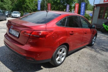 Ford Focus III Sedan Facelifting 1.6 Ti-VCT 105KM 2017 Ford Focus Bemowo 1.6 Benzyna LPG 2017 rok produkcji KOMIS TYSIAK, zdjęcie 3