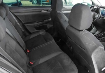 Volkswagen Golf VIII Variant 1.5 eTSI 130KM 2024 Volkswagen Golf 1.5eTSI 130KM DSG, Style, Martwe pole, Pakiet Zimowy, App, zdjęcie 13