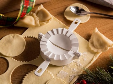 ПЛАСТИКОВЫЙ НОЖ ДЛЯ НАРЕЗКИ ПЕЛЬМЕНЕЙ