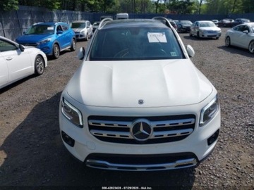 Mercedes GLB 2023 Mercedes-Benz GLB 2023r., 4x4, 2.0L 2.0 Benzyna 221KM, zdjęcie 6