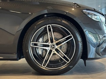Mercedes Klasa E W214 Sedan 2.0 220d 197KM 2025 E Klasa 220 d 4-Matic AMG 2.0 197KM 2025, zdjęcie 4