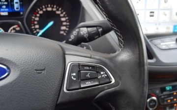 Ford Kuga II SUV Facelifting 2.0 TDCi 180KM 2017 Ford Kuga 2.0 TDCI 180P AWD ST-Line PowerShif Fuul Ledy Kamera Lopatki, zdjęcie 22