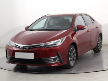 Toyota Corolla XI Sedan Facelifting 1,6 Valvematic 132KM 2017 Toyota Corolla 1.6 Valvematic, Salon Polska, zdjęcie 1