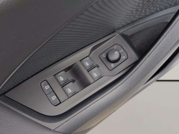 Skoda Octavia IV Liftback 1.5 TSI EVO 150KM 2024 Skoda Octavia 1.5TSI M-HEV 150KM Selection SalonPL ASO Virtual Matrix Kess, zdjęcie 18