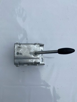 Опорное колесо 22см С походным зажимом 250кг Fi-60