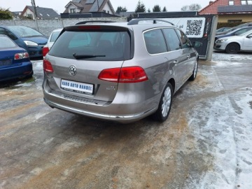 Volkswagen Passat B7 Variant 1.4 TSI BlueMotion 122KM 2013 Volkswagen Passat Klimatronik Nawigacja, zdjęcie 6