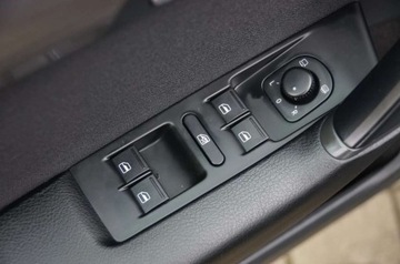 Volkswagen Passat B7 Variant 2.0 TDI CR DPF BlueMotion 140KM 2014 Volkswagen Passat 2.0 TDI CR 140 KM, DSG, Navi, Kamera, Biksenon, GWARANCJA, zdjęcie 25