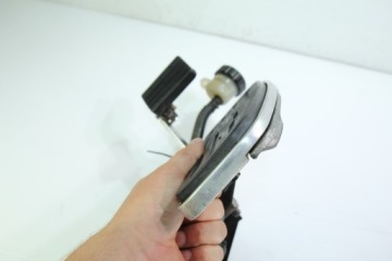 YAMAHA XVS 1100 DRAG STAR 99-11 КОМПЛЕКТ ПОДНОЖКА ПЛАТФОРМА СПРАВА ПЕРЕДНЯЯ