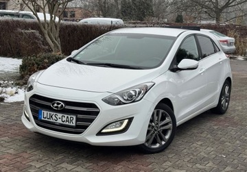 Hyundai i30 II Wagon Facelifting 1.6 GDI 135KM 2016 Hyundai i30 1,6 GDI 135KM Climatronic Kamera Led Navi Bezwypadkowy SERWIS