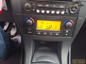 Citroen C4 I 2009 Citroen C4 1,6 16v 120 KM klimatronik alu czujniki elektryka tempomat opl, zdjęcie 15