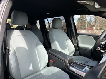 Mercedes GLB SUV 1.3 200 163KM 2023 Mercedes-Benz GLB 200 AMG / Keyless-GO / Multibeam, zdjęcie 25
