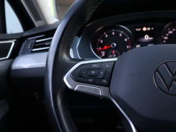 Volkswagen Passat B8 Variant Facelifting 2.0 TSI 190KM 2022 VW Passat 2.0 TSI, Salon Polska, 1. Właściciel, zdjęcie 15