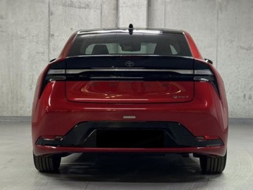 Toyota Prius V (XW60) 2.0  Hybrid Dynamic Force Plug-in 223KM 2025 Od ręki - Executive 2.0 Plug-in Hybrid 223KM | Podgrzewane fotele!, zdjęcie 4