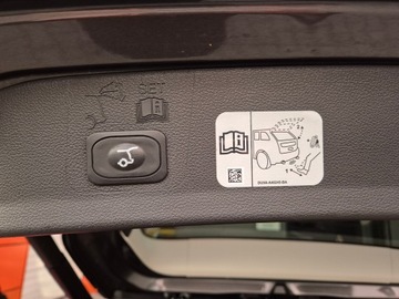 Ford Kuga II SUV Facelifting 2.0 TDCi 180KM 2018 Ford Kuga 2.0 TDCi Vignale, zdjęcie 17