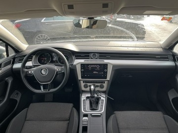Volkswagen Passat B8 Variant 2.0 TDI BlueMotion SCR 150KM 2017 Volkswagen Passat Automat Czujniki parkowania, zdjęcie 7