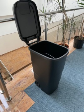 КОРЗИНА WHEELER GARDEN 90л АНТРАЦИТ КОЛЕСА дизайн