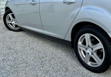 Ford Focus III Kombi 1.0 EcoBoost 100KM 2012 Ford Focus Ford Focus 1.0 EcoBoost 99g Start-Stopp-System Business Edition, zdjęcie 19