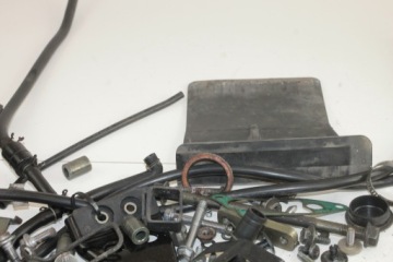 КОМПЛЕКТ БОЛТОВ YAMAHA FAZER 600 FZS 98-03