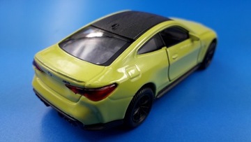 BMW M4 Зеленая металлическая модель WELLY 1:34