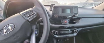 Hyundai i30 III Hatchback 1.4 MPI 100KM 2020 Hyundai i30 2020r, 1.4 LPG. Lekko uszkodzony tyl. Jezdzi. VAT 23 brutto., zdjęcie 10