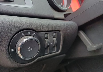 Opel Astra J Sedan 1.6 Twinport ECOTEC 115KM 2014 Opel Astra 257 1.6 Active 115 KM Salon Polska 1.6 Benzyna 115KM, zdjęcie 16