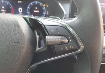 Skoda Octavia IV Liftback 1.5 TSI EVO 150KM 2023 Skoda Octavia Style Aktywny Tempomat Klimatyzacja Lopatki 1.5 Benzyna, zdjęcie 17