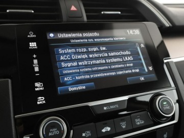 Honda Civic X Sedan 4d 1.6 i-DTEC 120KM 2018 Honda Civic automat klima auto navi grzane fotele, zdjęcie 26