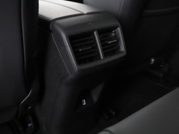 Citroen C5 Aircross SUV Facelifting 1.2 PureTech 131KM 2022 Citroen C5 Aircross lift full LED virtual cocpit, zdjęcie 37