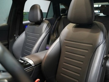 Mercedes GLC C254/X254 Coupe 2.0 220d 197KM 2025 MERCEDES-BENZ GLC 220 d 4-Matic AMG Line 2.0 (197KM) 2025, zdjęcie 4