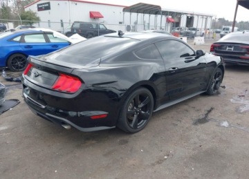 Ford Mustang VI 2021 Ford Mustang FORD MUSTANG ECOBOOST FASTBACK 2.3 Benzyna 314KM, zdjęcie 2