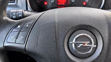 Opel Combo D Tour 1.6 CDTI 105KM 2017 Opel Combo Tour Van 1.6 CDTI L1H1 - diesel 5 drzwi, zdjęcie 13